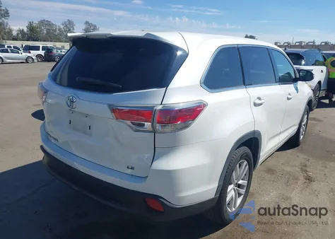2015 Toyota Highlander Le z USA, uszkodzony, nr VIN 5TDZARFH3FS012560